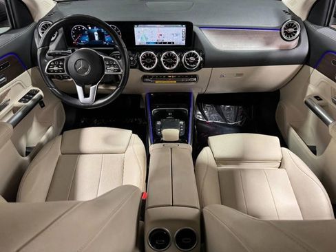 Certified 2023 Mercedes-Benz GLA 250 4MATIC image 11