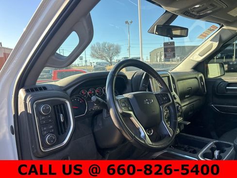 Used 2021 Chevrolet Silverado 1500 LT Trail Boss w/ Convenience Package II image 9