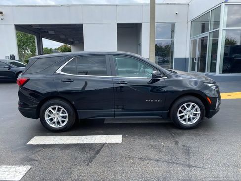Used 2022 Chevrolet Equinox LT FWD image 11