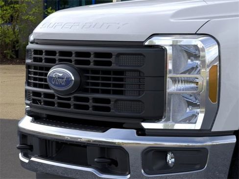 New 2026 Ford F350 XL w/ XL Driver Assist Package image 17