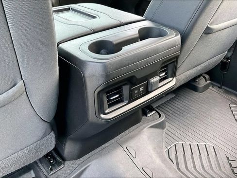 Used 2022 Chevrolet Silverado 1500 LT Trail Boss w/ Bed Protection Package AWD/4WD image 11