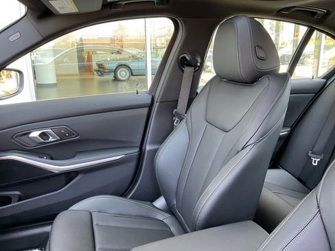 New 2026 BMW 330i Sedan w/ Convenience Package image 28