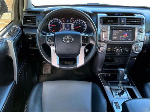 Used 2016 Toyota 4Runner SR5 Premium image 5