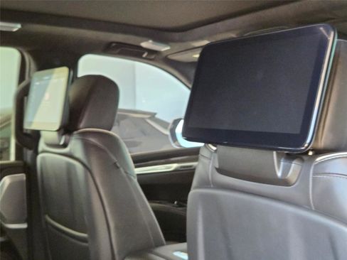 Used 2026 Cadillac Escalade V w/ LPO, ONYX Package AWD/4WD image 30