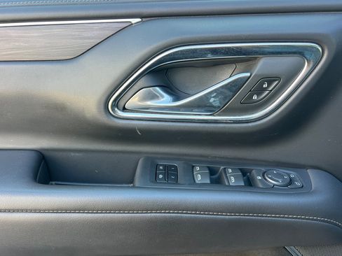 Used 2024 Chevrolet Tahoe LT image 11