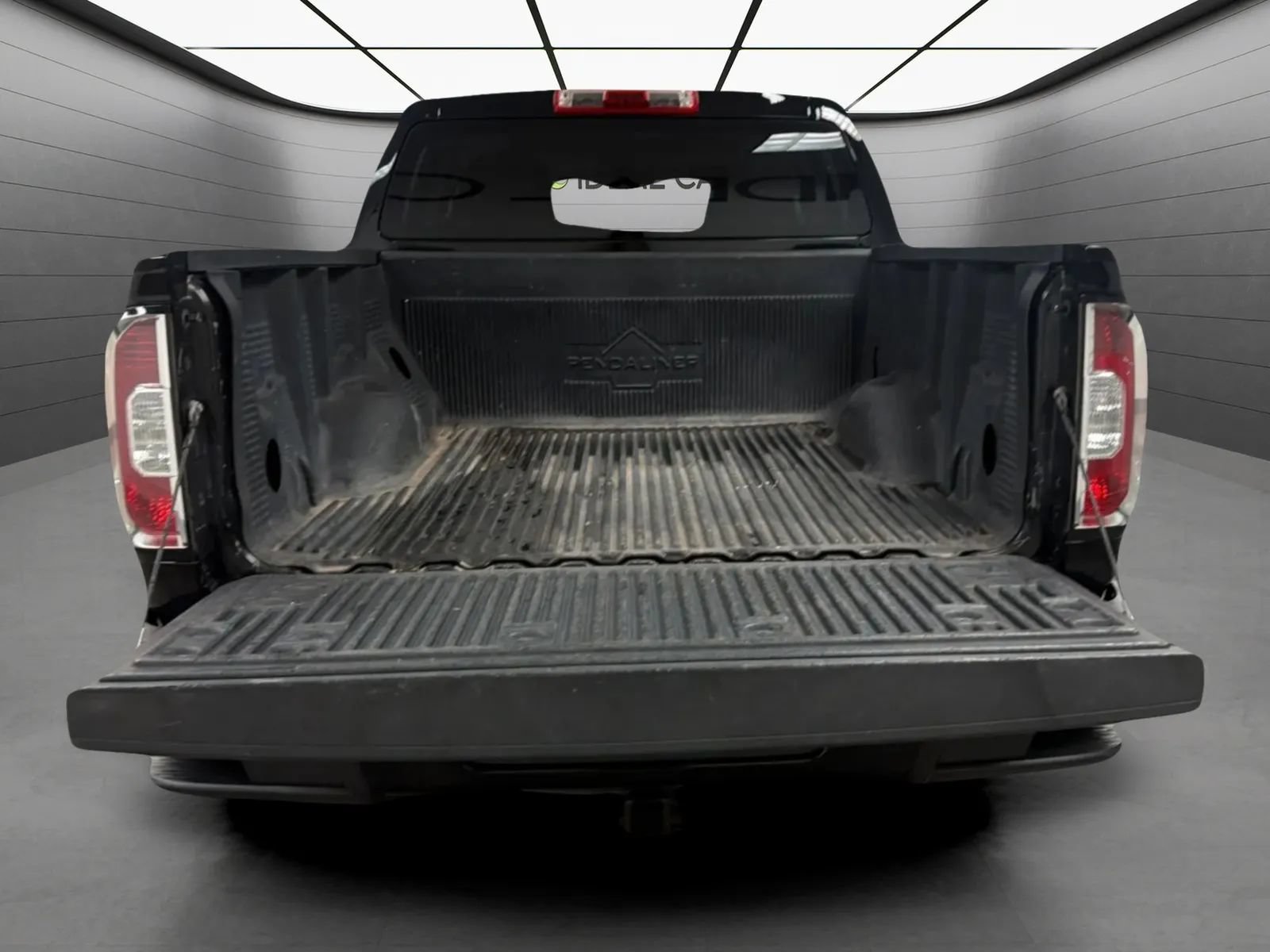 Used 2015 GMC Canyon SLE w/ All-Terrain Package AWD/4WD image 19