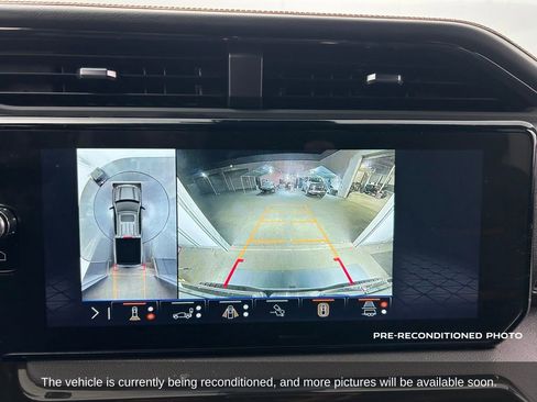 Used 2025 GMC Sierra 1500 AT4 image 19