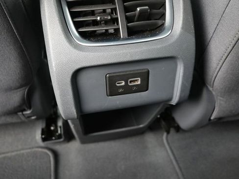 Used 2022 Chevrolet Blazer LT image 27