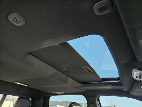 New 2026 RAM 2500 Limited AWD/4WD image 11