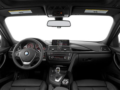 Used 2013 BMW 328i xDrive Sedan AWD/4WD image 7