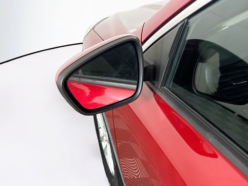 Used 2020 Ford Escape SE image 16