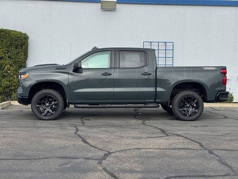 New 2026 Chevrolet Silverado 1500 Custom Trail Boss w/ Turbomax Blackout Package image 4