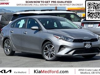 Used 2023 Kia Forte LXS image 1