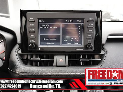 Used 2022 Toyota RAV4 LE image 20