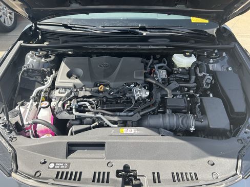 Used 2026 Toyota Camry SE FWD image 13