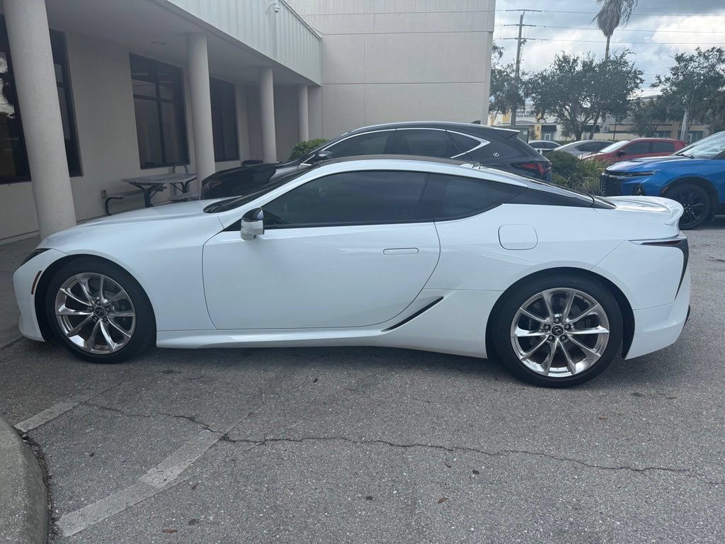 Used 2018 Lexus LC 500 Coupe w/ Touring Package RWD image 15