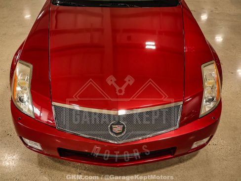 Used 2005 Cadillac XLR RWD image 34