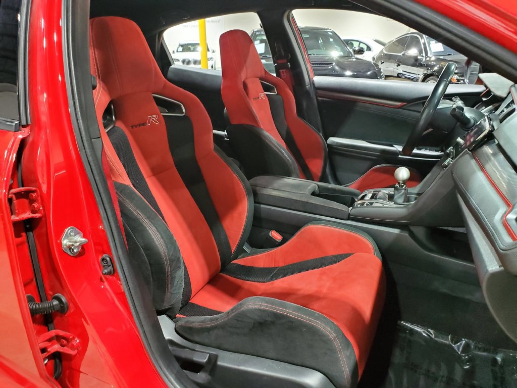 Used 2019 Honda Civic Type R image 13