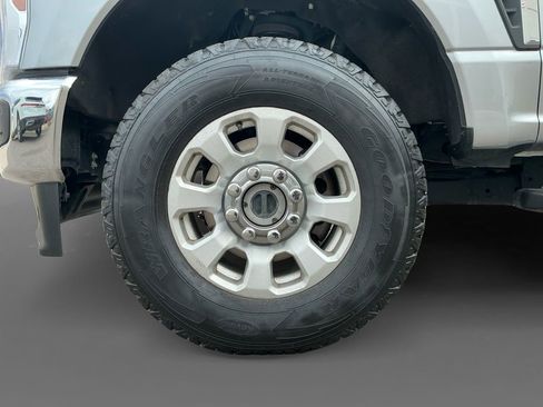 Used 2024 Ford F250 XLT image 14