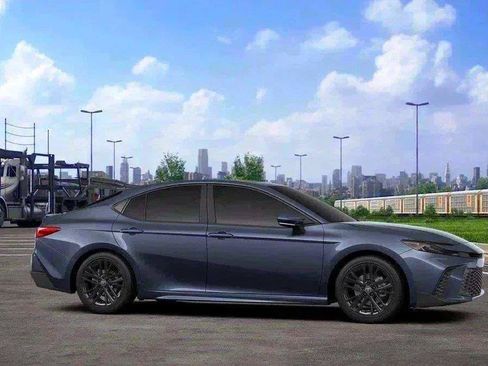 New 2026 Toyota Camry SE FWD image 35