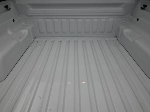 New 2025 Ford Maverick XL w/ Equipment Group 102A image 23