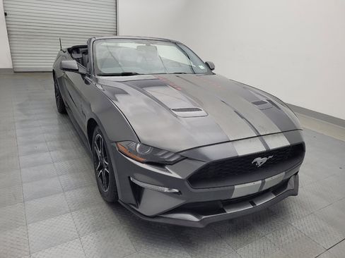 Used 2019 Ford Mustang Premium RWD image 13