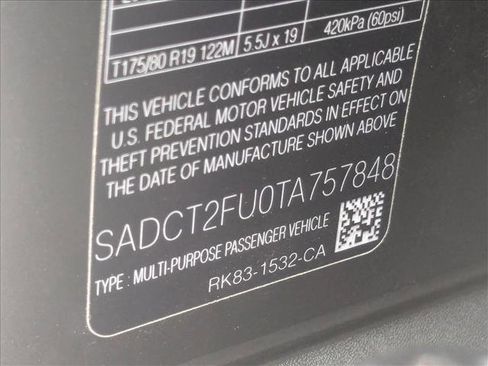 Used 2026 Jaguar F-PACE R-Dynamic S image 27