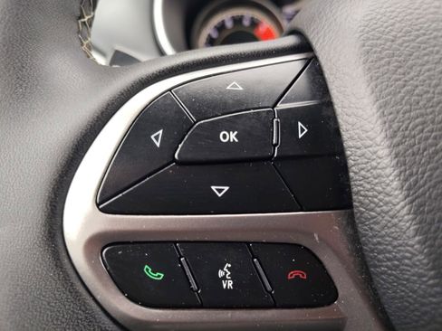 Used 2021 Jeep Cherokee Latitude Lux 80th Anniv w/ Quick Order Package 26U 80TH image 11