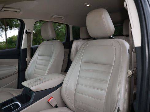 Used 2018 Ford Escape SEL FWD image 6