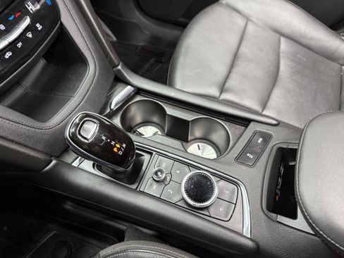 Used 2020 Cadillac XT6 Premium Luxury image 20