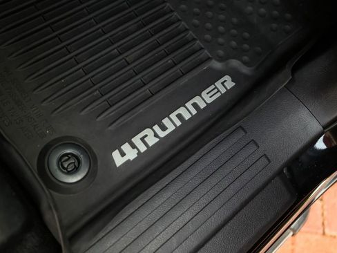 Used 2018 Toyota 4Runner Limited AWD/4WD image 50