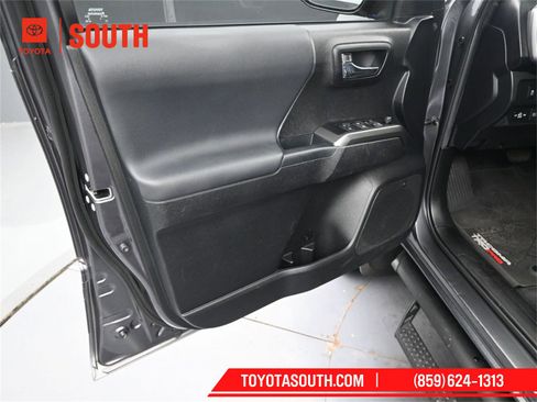 Used 2022 Toyota Tacoma TRD Pro image 27