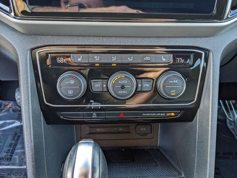 Certified 2023 Volkswagen Atlas Cross Sport SE image 26