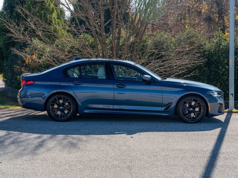 Used 2023 BMW 530i xDrive 530i xDrive w/ Executive Package image 8