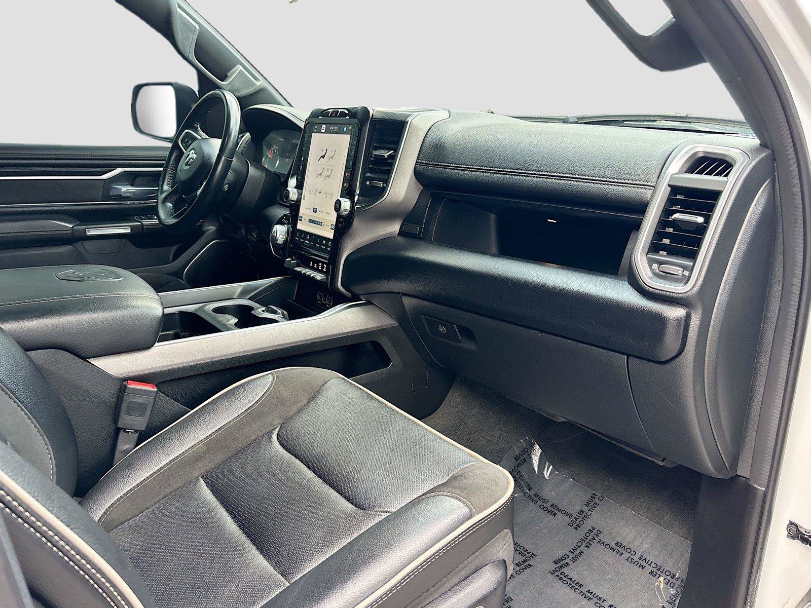 Used 2023 RAM 1500 Laramie AWD/4WD image 29