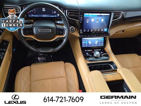 Used 2023 Jeep Grand Wagoneer Series III w/ HD Trailer Tow Package AWD/4WD image 19
