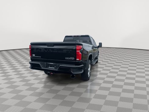 Used 2024 Chevrolet Silverado 2500 High Country w/ Technology Package image 8