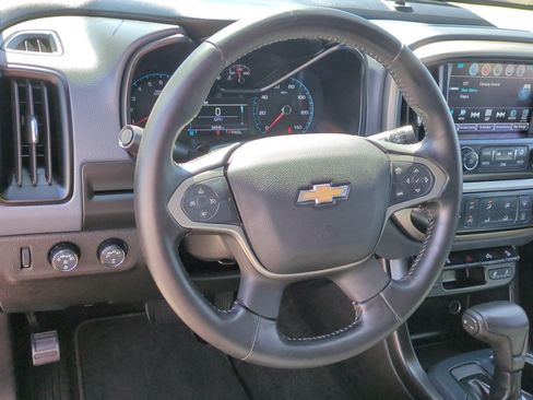 Used 2018 Chevrolet Colorado Z71 AWD/4WD image 15