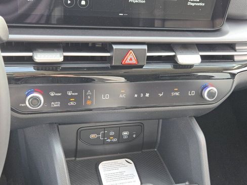 New 2026 Kia Sportage EX FWD image 14
