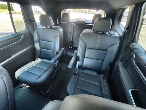 New 2026 GMC Acadia Elevation w/ Elevation Premium Package FWD image 33