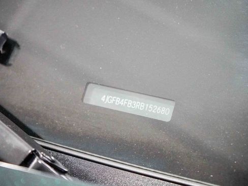 Certified 2024 Mercedes-Benz GLE 350 4MATIC image 29