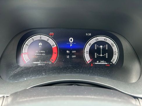 Used 2025 Toyota Highlander XSE image 23