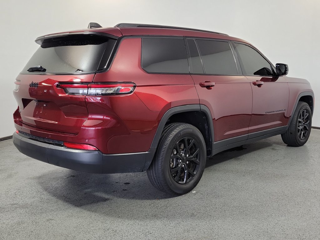 Used 2024 Jeep Grand Cherokee L Laredo AWD/4WD image 6