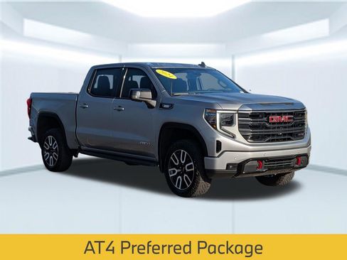 Used 2024 GMC Sierra 1500 AT4 w/ Technology Package image 8