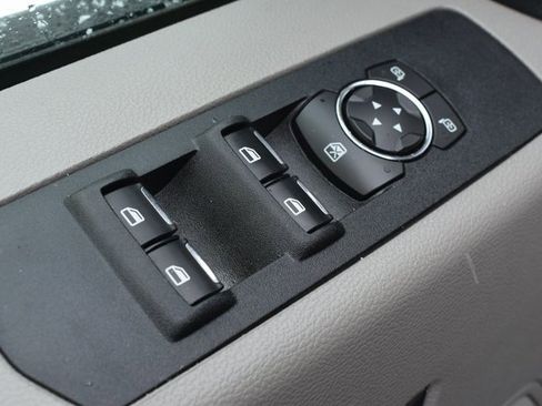 Used 2019 Ford F250 XLT w/ XLT Value Package image 15