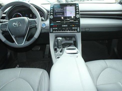 Certified 2020 Toyota Avalon Limited image 11