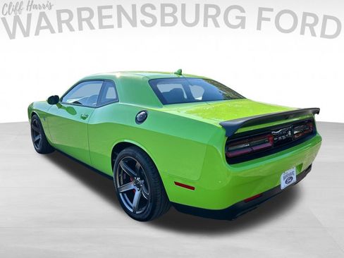 Used 2023 Dodge Challenger SRT Hellcat RWD image 5