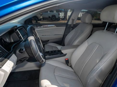 Used 2018 Hyundai Sonata Limited w/ Cargo Package FWD image 15