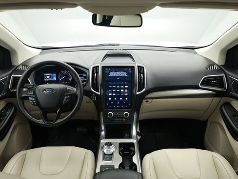 Certified 2022 Ford Edge Titanium w/ Equipment Group 301A AWD/4WD image 2