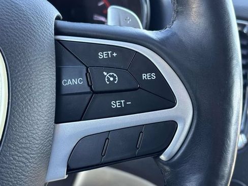 Used 2017 Dodge Durango SXT w/ Quick Order Package 23B AWD/4WD image 12
